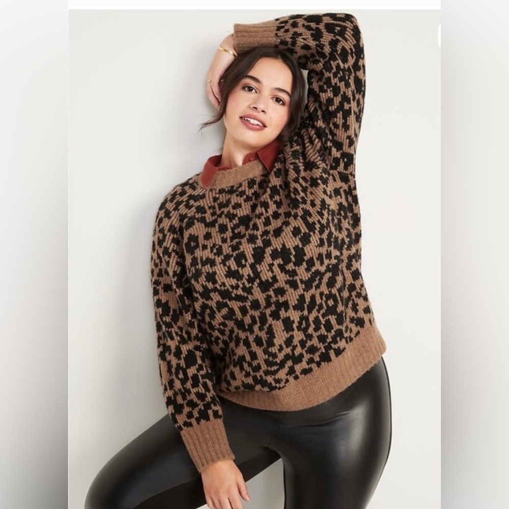 Old Navy Tan and Brown Knit Sweater